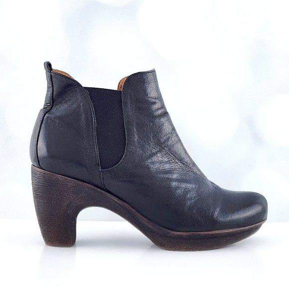 Black High Heels Ankle Boots by Eric Michael - Picture 1 of 12